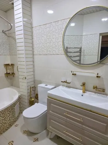 130 м², 4-комн. квартира, 1/6-1