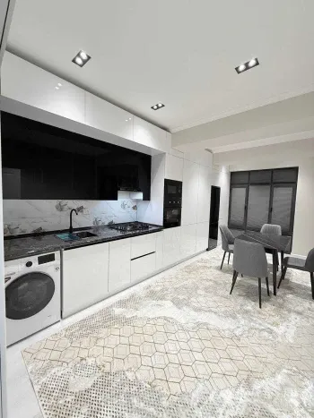90 м², 3-комн. квартира, 10/10-3