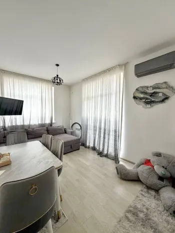 70 м², 3-комн. квартира, 6/9-0