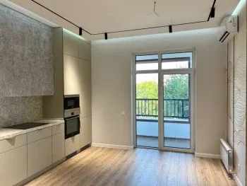 80 м², 2-комн. квартира, 4/12-2