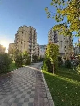 82 м², 3-комн. квартира, 6/9-0