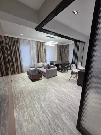 115 м², 3-комн. квартира, 2/12-0