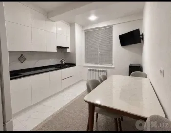 85 м², 4-комн. квартира, 4/9-1