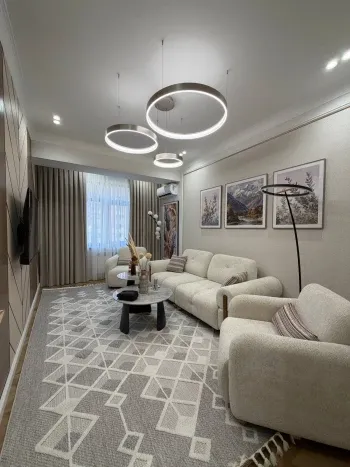 125 м², 4-комн. квартира, 4/10-0