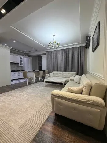 105 м², 3-комн. квартира, 2/6-1