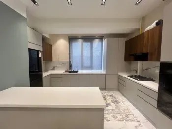 95 м², 3-комн. квартира, 8/9-3