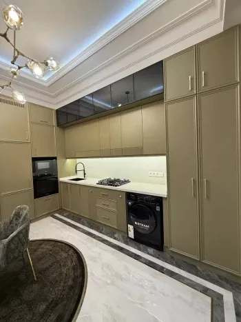 76 м², 2-комн. квартира, 2/9-2