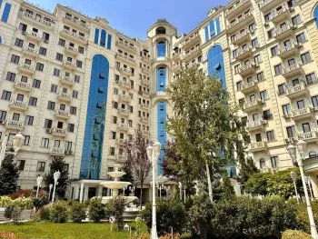 130 m², 4-xonali kvartira, 8/12-0