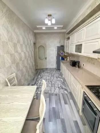 92 м², 3-комн. квартира, 3/7-0