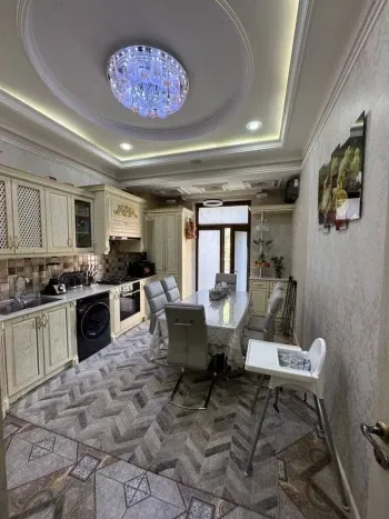 74 м², 3-комн. квартира, 3/5-2