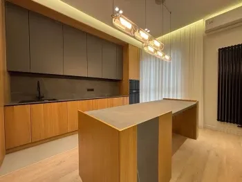 81 м², 3-комн. квартира, 7/14-3