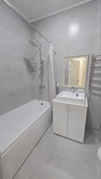 140 м², 4-комн. квартира, 6/8-2