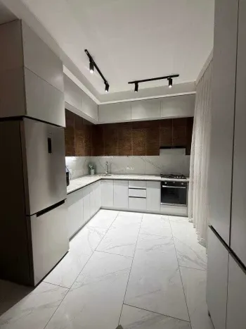 70 м², 3-комн. квартира, 4/9-2