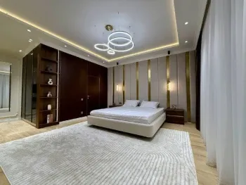 130 м², 4-комн. квартира, 6/8-3