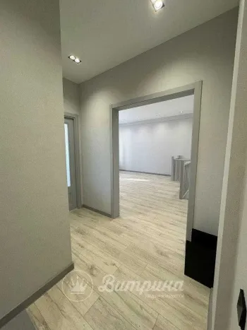 105 м², 3-комн. квартира, 1/10-3