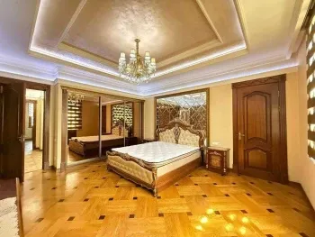 183 m², 4-xonali kvartira, 3/7-2