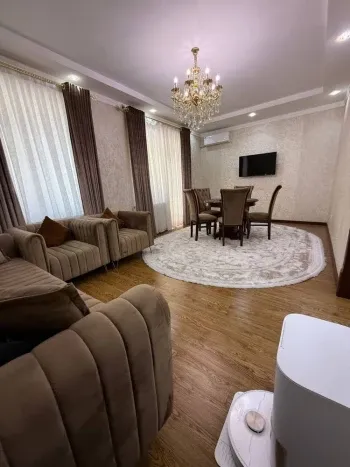 100 м², 4-комн. квартира, 3/8-2