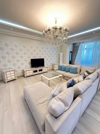 165 м², 4-комн. квартира, 8/9-0