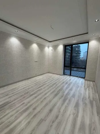 92 м², 3-комн. квартира, 3/9-2