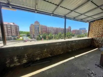 100 m², 3-xonali kvartira, 3/10-0