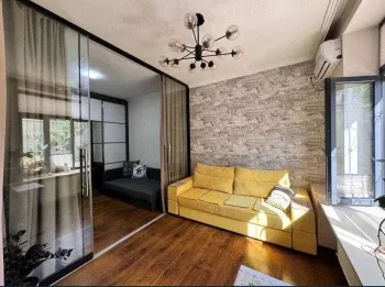 42 м², 2-комн. квартира, 1/10-3