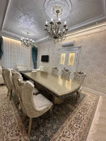 100 м², 3-комн. квартира, 3/7-1