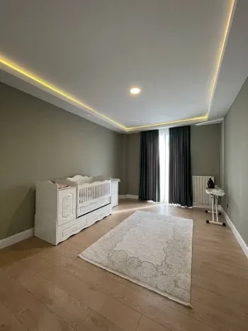 150 м², 4-комн. квартира, 5/7-2