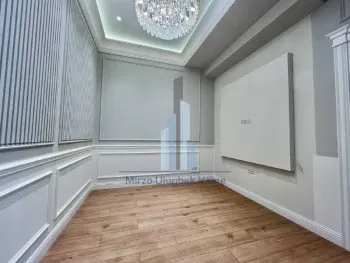 75 м², 4-комн. квартира, 1/7-1