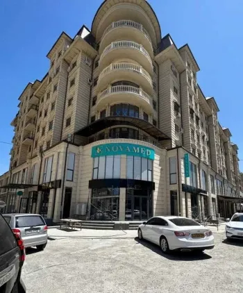 200 м², 4-комн. квартира, 8/8-0