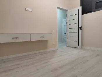 42 м², 2-комн. квартира, 1/6-1