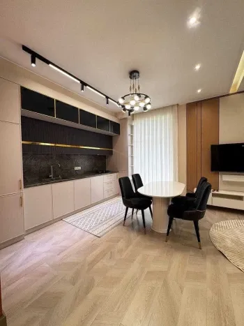 85 м², 3-комн. квартира, 2/5-2