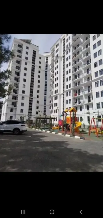 130 m², 4-xonali kvartira, 7/13-0