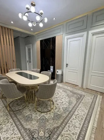 100 м², 3-комн. квартира, 7/7-3