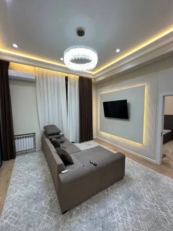 77 м², 2-комн. квартира, 7/7-1