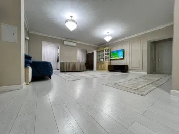 130 m², 4-xonali kvartira, 2/6-0