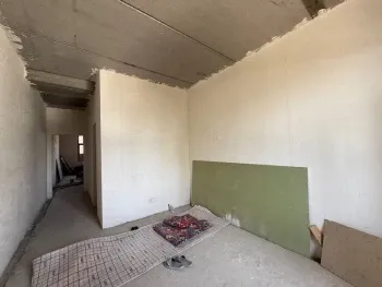 81 м², 3-комн. квартира, 4/6-1