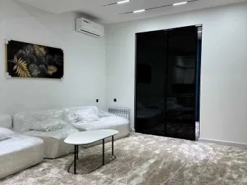 71 м², 2-комн. квартира, 3/9-0