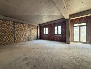 100 м², 4-комн. квартира, 6/6-1