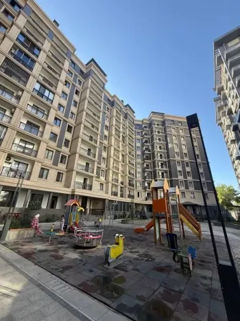 100 м², 3-комн. квартира, 5/11-0