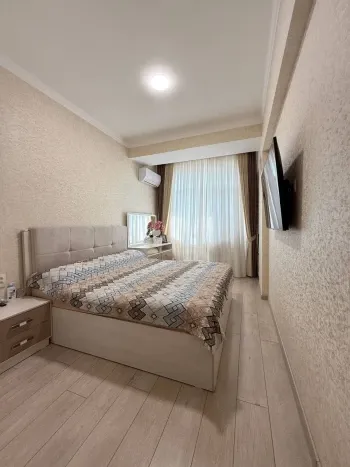 160 м², 5-комн. квартира, 8/9-1