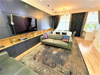 110 м², 3-комн. квартира, 3/10-1