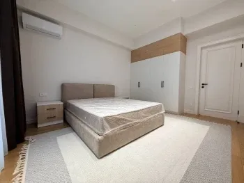 128 м², 4-комн. квартира, 3/7-1