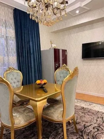 150 м², 4-комн. квартира, 2/7-2