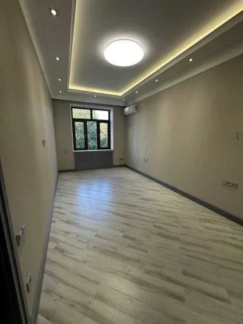 75 м², 3-комн. квартира, 4/8-2