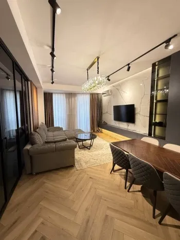 130 m², 3-xonali kvartira, 2/8-2