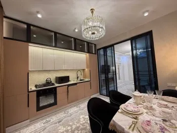 83 м², 3-комн. квартира, 5/10-0