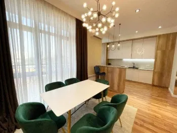 90 м², 3-комн. квартира, 7/8-3
