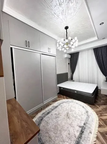 90 м², 4-комн. квартира, 4/9-2