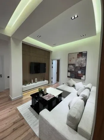 80 м², 3-комн. квартира, 8/10-1