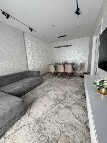 80 м², 3-комн. квартира, 6/19-1